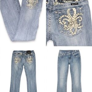 Miss Me embellished flour-delis jeans 💎